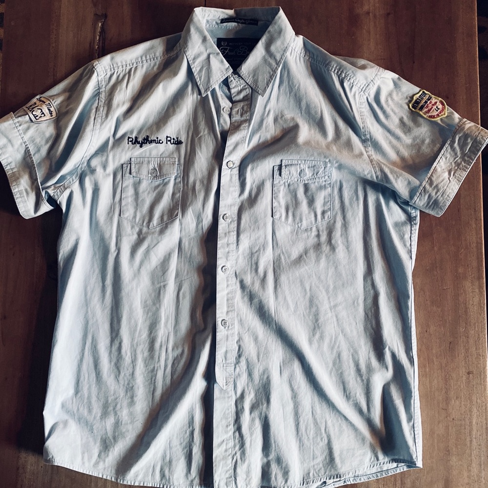 Men’s “Fresh Brand” Blue Button down shirt XXL